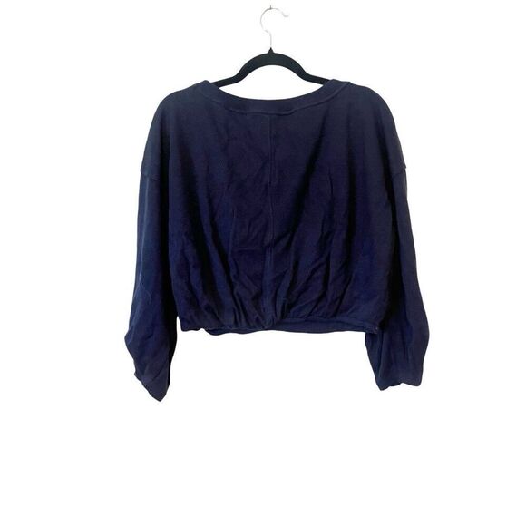 Free People We The Free Navy Blue Cropped Sweater Small - Picture 3 of 4